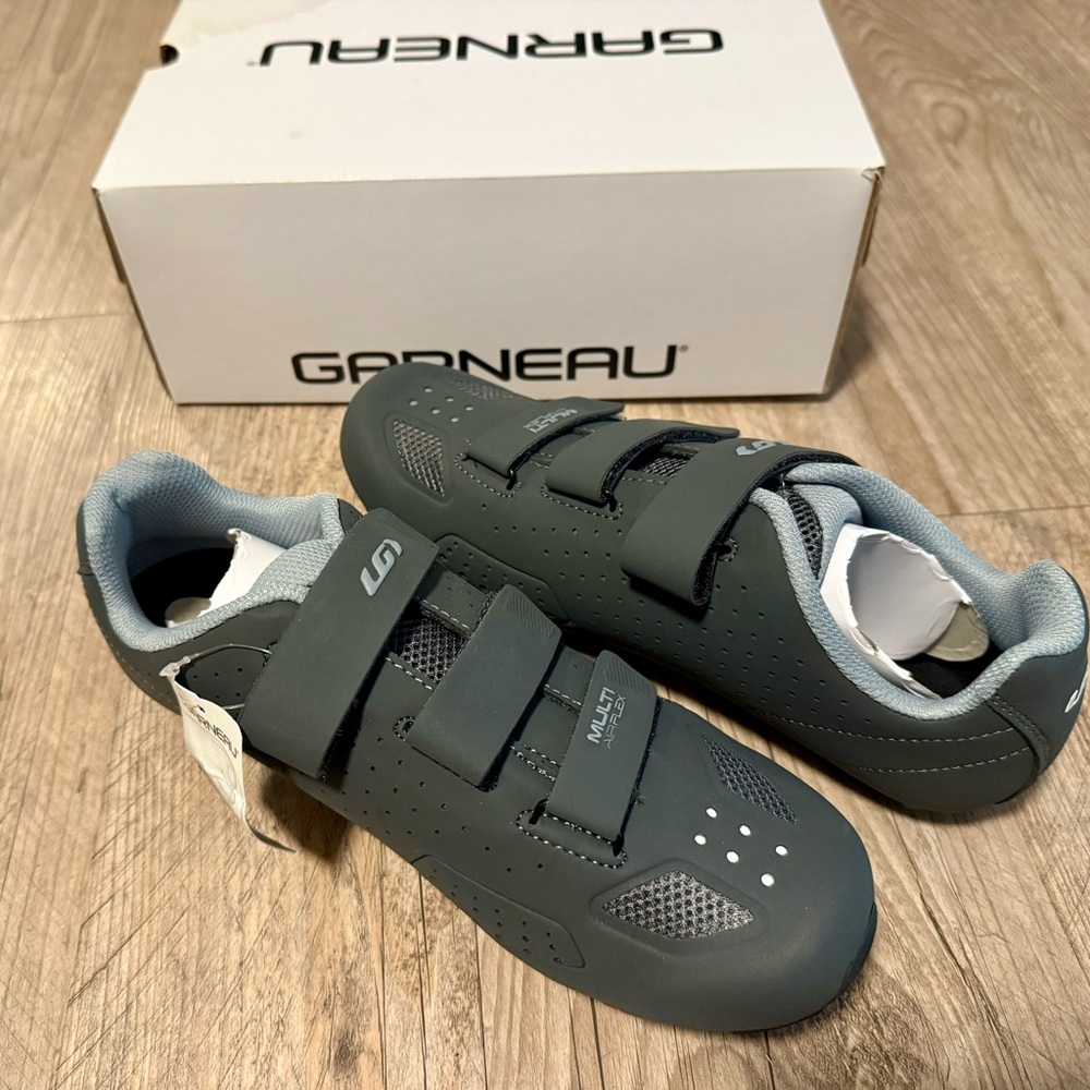 Women's Cycling Shoes - Gray